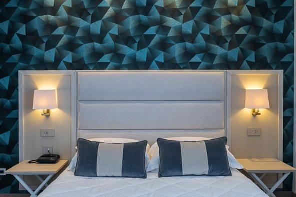 Hotel Rombino Фонтебланда Екстер'єр фото